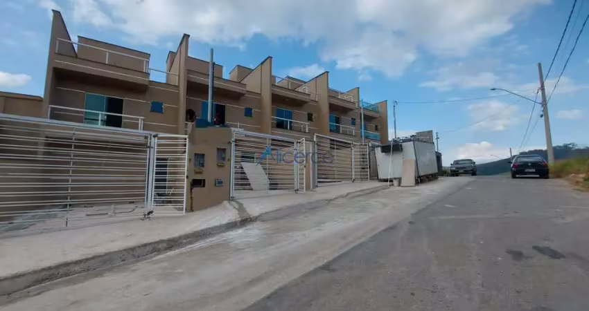 Casa com 2 quartos à venda na Rua Homero Braga Fontes, Cerâmica, Juiz de Fora