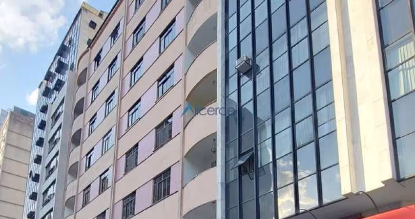 Apartamento 2 quartos com área externa na Rio Branco