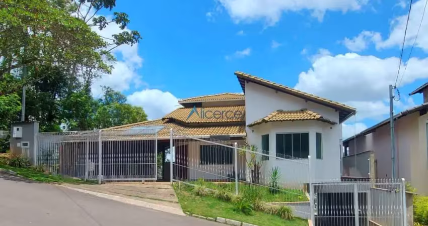Casa linear 3 quartos, com quintal no condomínio são lucas