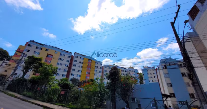 Apartamento térreo com 02 quartos no bairro Bandeirantes