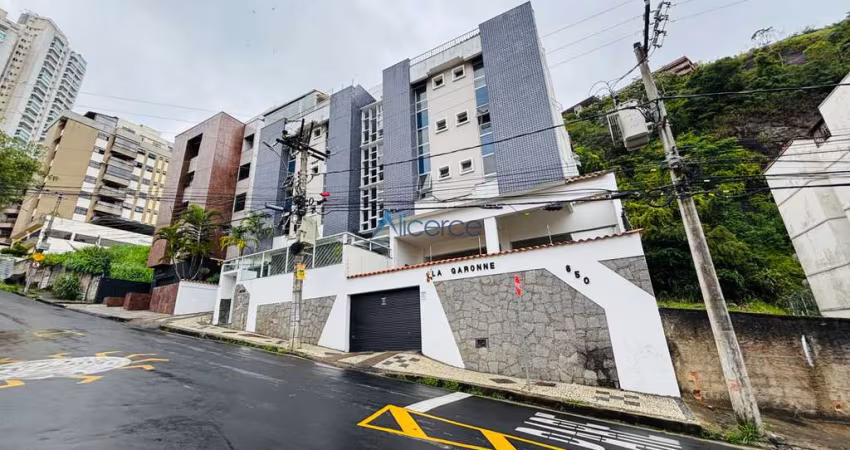 Apartamento com 2 Quartos e 1 banheiro à Venda, 63m² por R$ 275.000,00