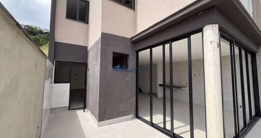 Casa Dúplex com 4 suítes no Condomínio Reserva São Pedro - Marilândia!