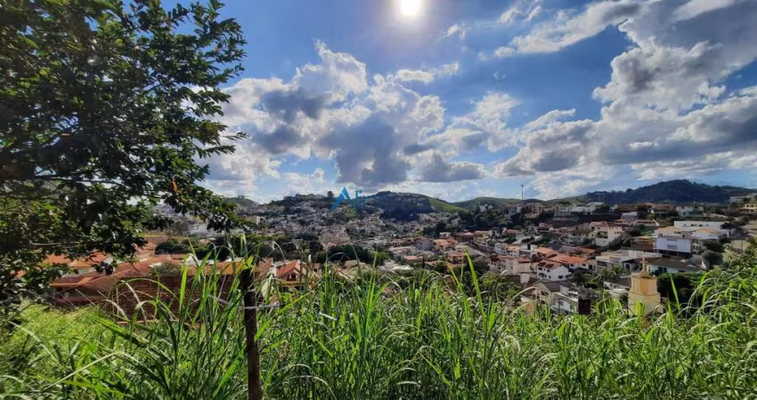 Terreno no Quintas da Avenida com vista excelente!