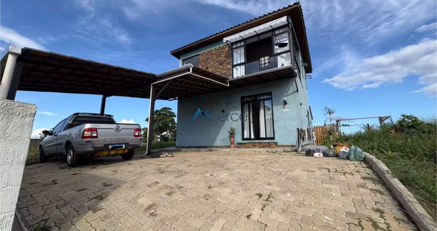 Casa de 3 quartos muito bem divida em Condomínio Fechado com Vista Deslumbrante e ao lado da UFJF