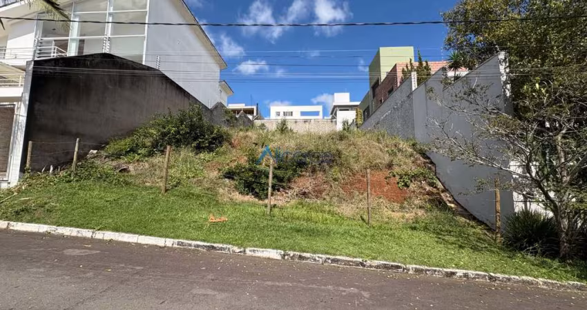 Lote com 532 m² em um dos melhores condomínios da cidade