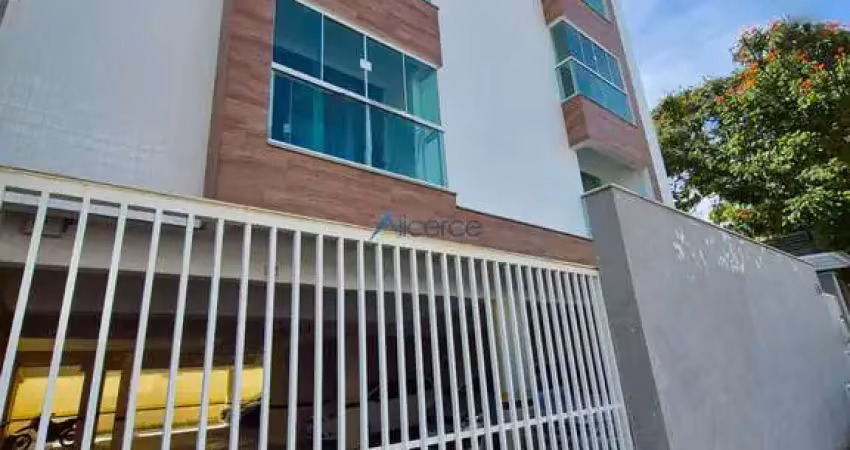 Excelente  cobertura 03 Quartos e garagem no  Marilândia.