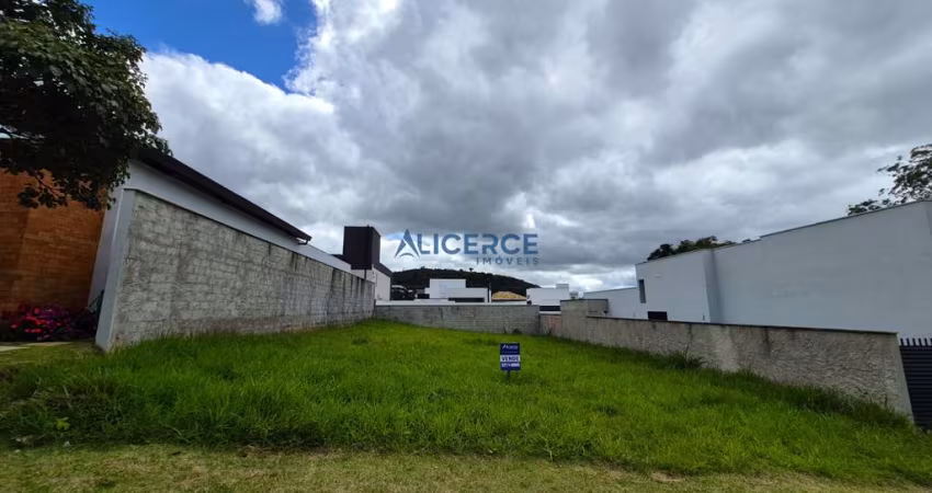 Terreno PLANO no Residencial Alvim