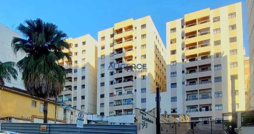 Apartamemto 2 quartos com garagem na Delfim Moreira