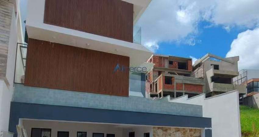 Linda Casa no Condomínio Estrela Alta - Juiz de Fora