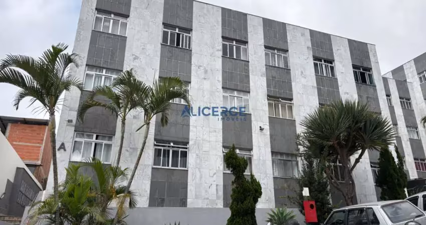 Apartamento de 2 quartos todo reformado no paineiras