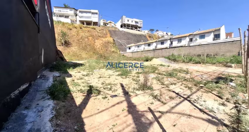 Terreno plano na av. principal com 825m² - marilandia