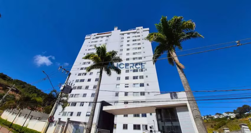 Apartamento 02 quartos, elevador e  área lazer em são pedro.