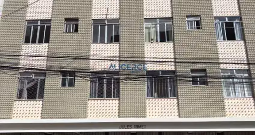Apartamento de 2 quartos em um dos bairros mais valorizados de juiz de fora – amplo, claro e com vaga de garagem!!