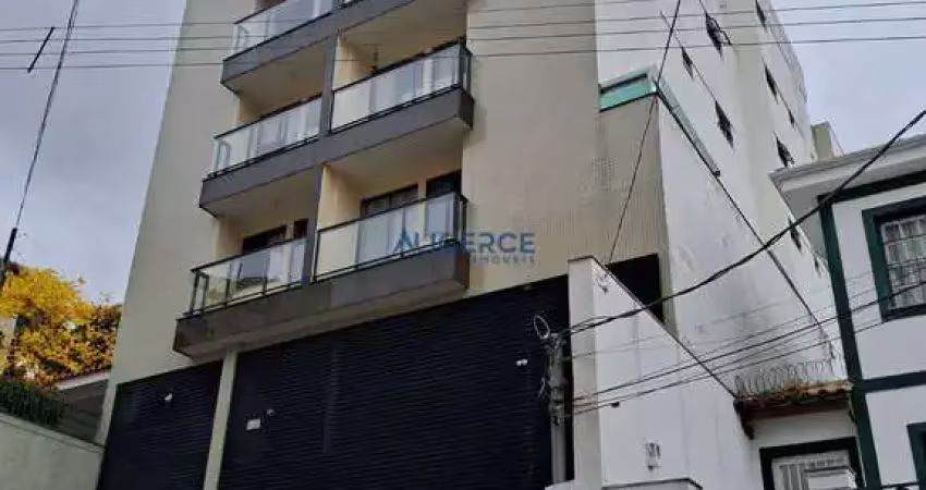 Apartamento de 01 quarto com elevador e garagem no centro