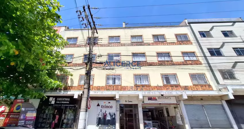Apartamento com 3 quartos e área externa no cascatinha
