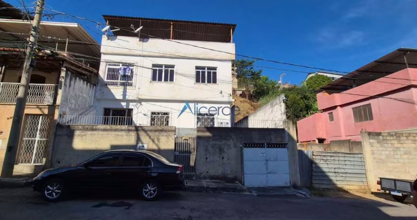 Casa com 03 quartos.  Nossa Senhora Aparecida