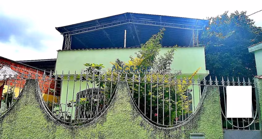 Casa com 3 quartos para alugar na Rua Amazonas, Grama, Juiz de Fora