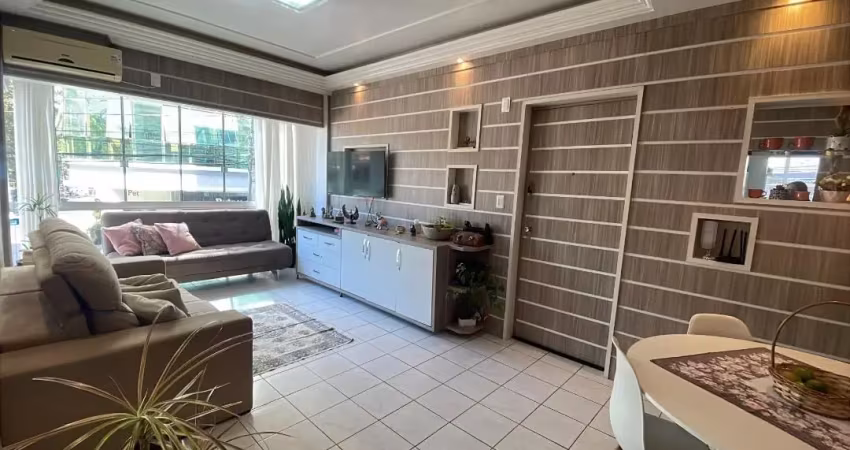 Apartamento pronta para morar ou alugar na quadra do mar! vista aberta da cidade e natureza