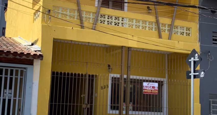 Linda Casa colonial em local nobre do Tatuapé