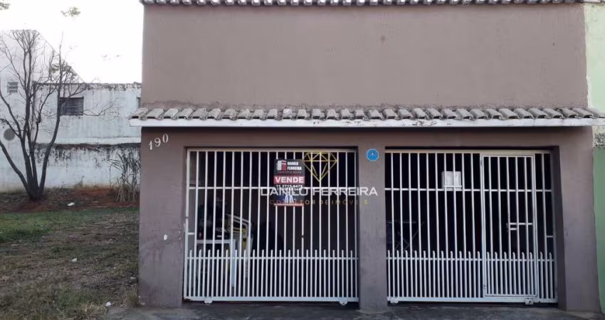 Casa com 3 dormitórios à venda, 108 m² por R$ 350.000,00 - Vila Fragnani - Itu/SP