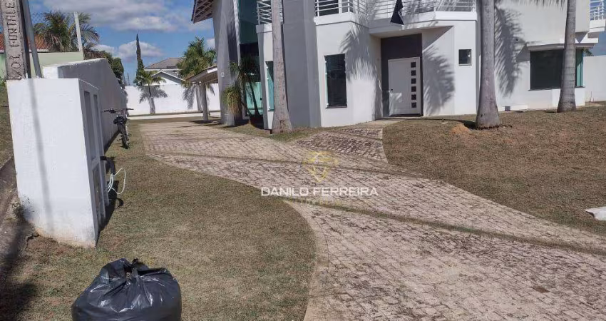 Casa com 4 dormitórios à venda, 530 m² por R$ 2.350.000,00 - Condomínio Village Castelo - Itu/SP