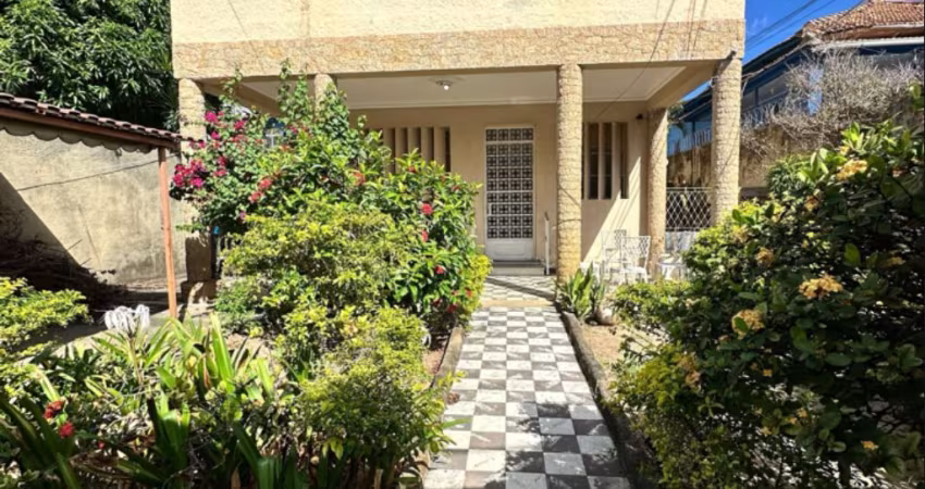 Oportunidade! Residência ou investimento área 990m² de terreno