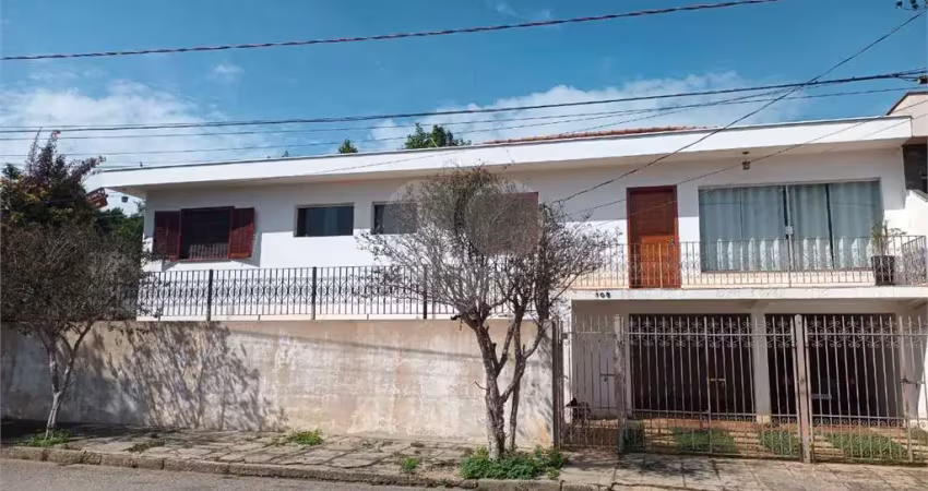 Casa com 3 quartos à venda na Tenente Siqueira Campos, Estação, São Roque