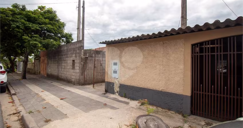 Casa com 5 quartos à venda em Cecap - SP