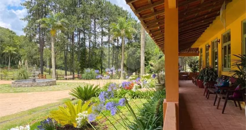 Fazenda com 8 quartos à venda em Do Carmo (canguera) - SP