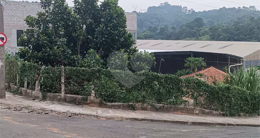 Casa com 2 quartos à venda em Durando Mumare (mailasqui) - SP