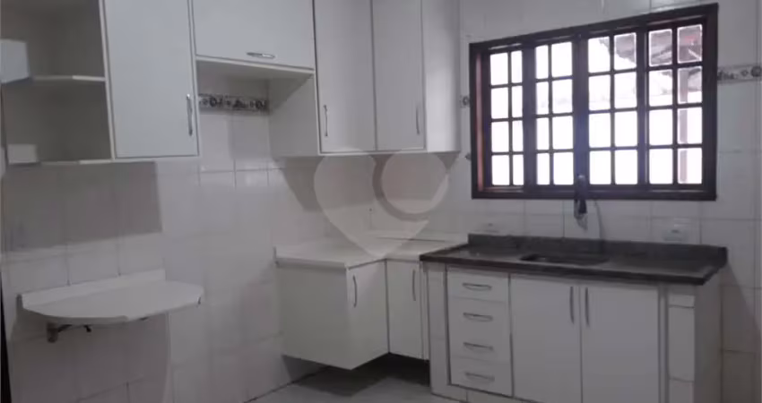 Sobrado com 3 quartos para locação em esplanada mendes moraes - sp