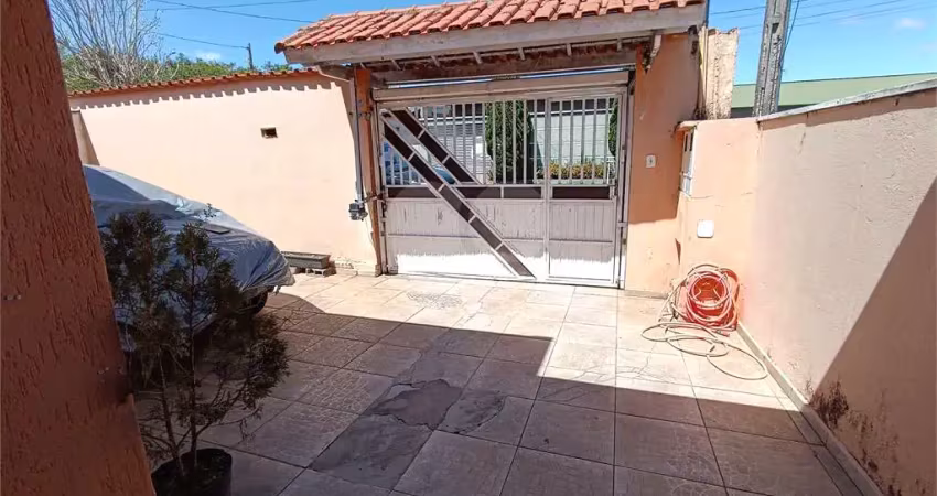 Casa com 2 quartos à venda na Maestro Porfírio Tavares, Jardim Maria Trindade, São Roque