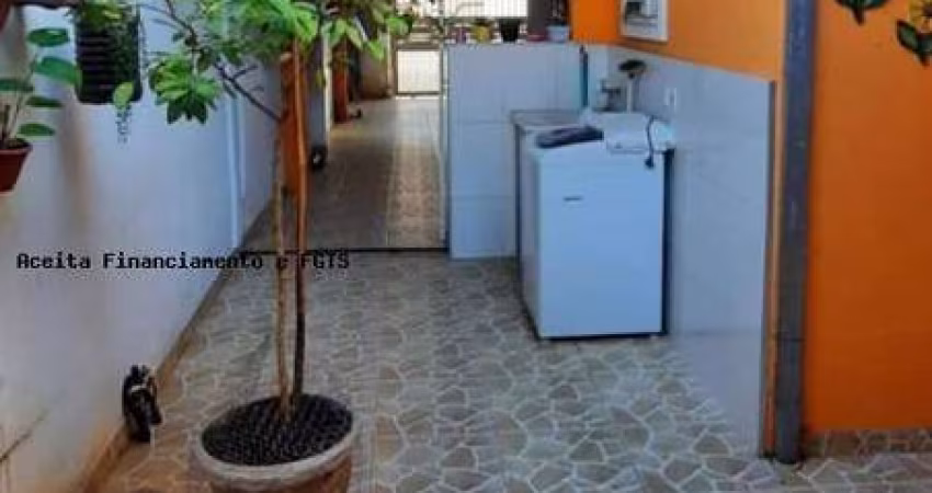 Sobrado para Venda em Campinas, Residencial Cosmos, 3 dormitórios, 1 suíte, 2 banheiros, 1 vaga