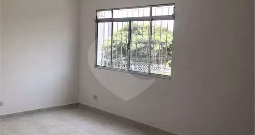 Casa com 2 quartos à venda na Clarimundo Gonçalves, Campo Limpo, São Paulo