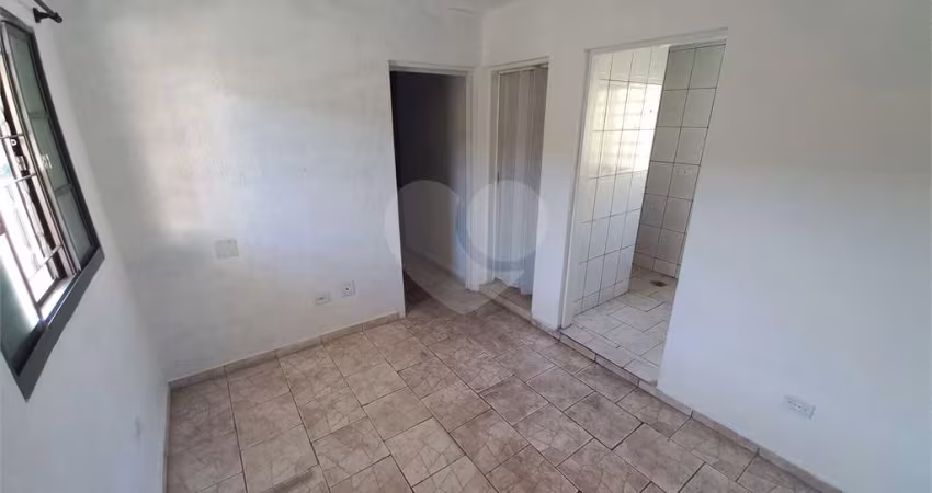 Apartamento com 1 quartos para locação em Jardim Leônidas Moreira - SP