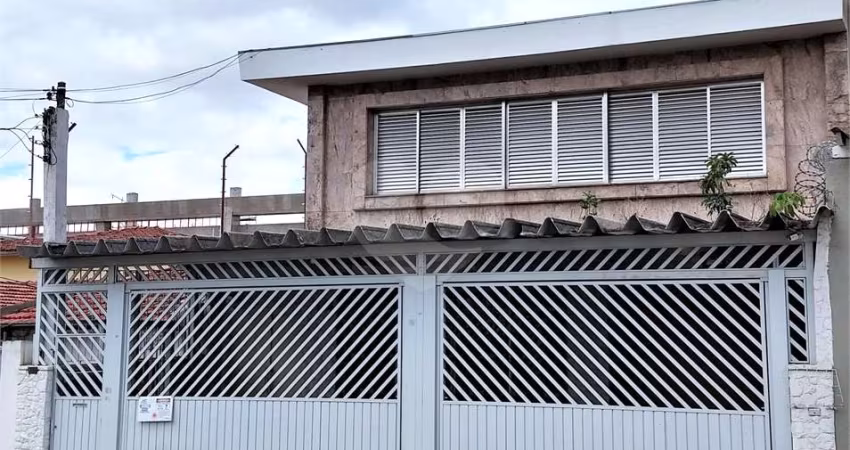 Sobrado com 4 quartos à venda em Ferreira - SP
