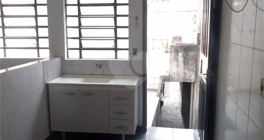 Condomínio com 1 quartos para locação em Jardim Samara - SP