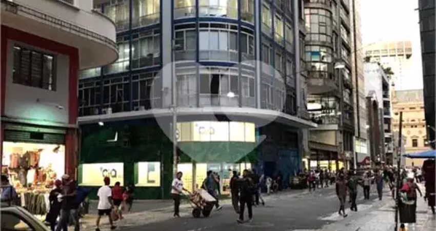 Sala comercial à venda na Rua Vinte e Quatro de Maio, República, São Paulo