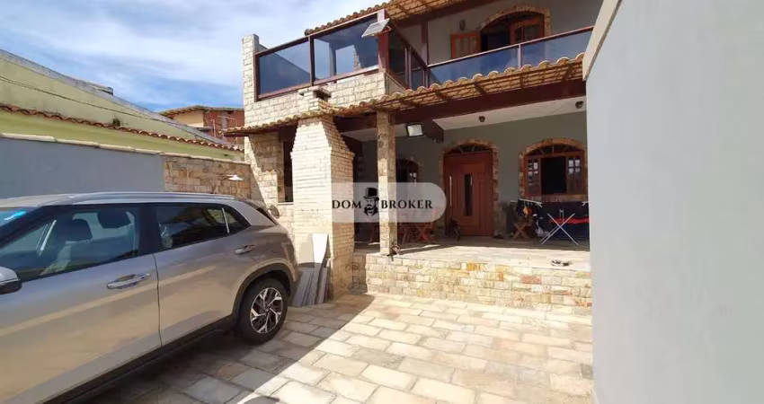 EXCELENTE TRIPLEX COM VISTA PARA PRAIA DOS ANJOS