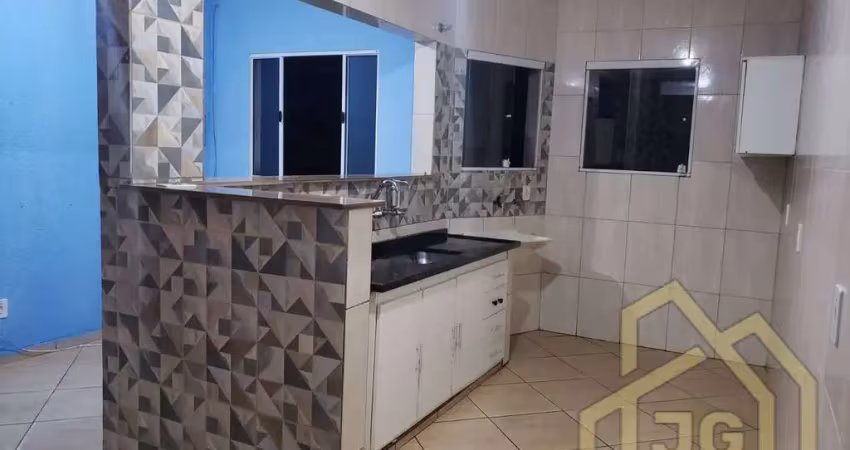Casa com 2 quartos para alugar no Condomínio Maracanã, Santo André 