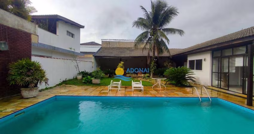 Casa com 3 dormitórios à venda, 350 m² por R$ 1.500.000,00 - Balneário Praia do Pernambuco - Guarujá/SP