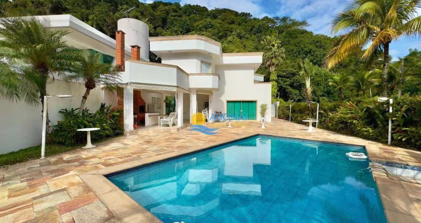 Casa à venda na Praia do Pernambuco, 7 Quartos, 4 Vagas.