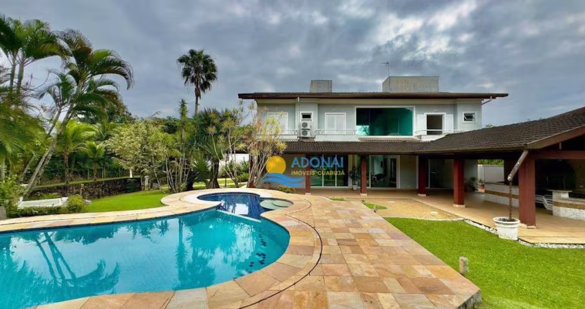 Casa à venda na Praia do Pernambuco, 5 Suítes, 4 Vagas.