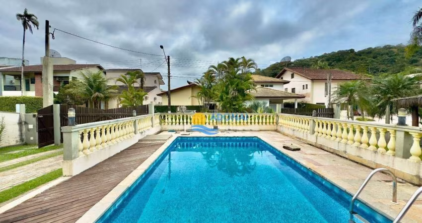 Casa à venda no Jardim Pernambuco 2, 3 Quartos, 2 Vagas.