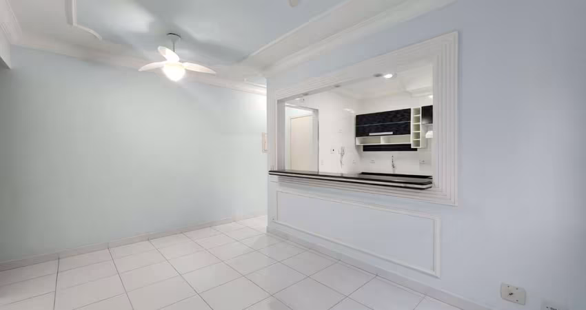 Apartamento com 2 dormitórios à venda, 70 m² por R$ 320.000,00 - Enseada - Guarujá/SP