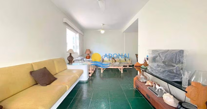 Enseada ótima localização, 3 quartos sendo 2 Suites.