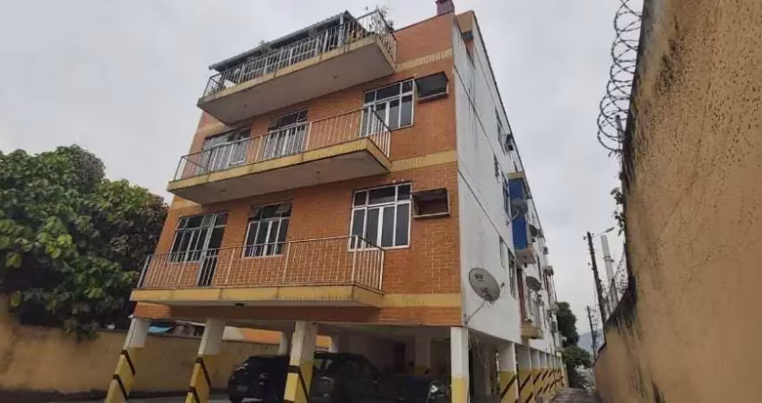 Apartamento com 2 quartos para alugar na Rua Paturi, 291, Tanque, Rio de Janeiro