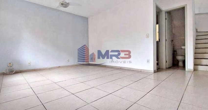 Casa em condomínio fechado com 3 quartos para alugar na Rua Pouso Alto, 140, Tanque, Rio de Janeiro