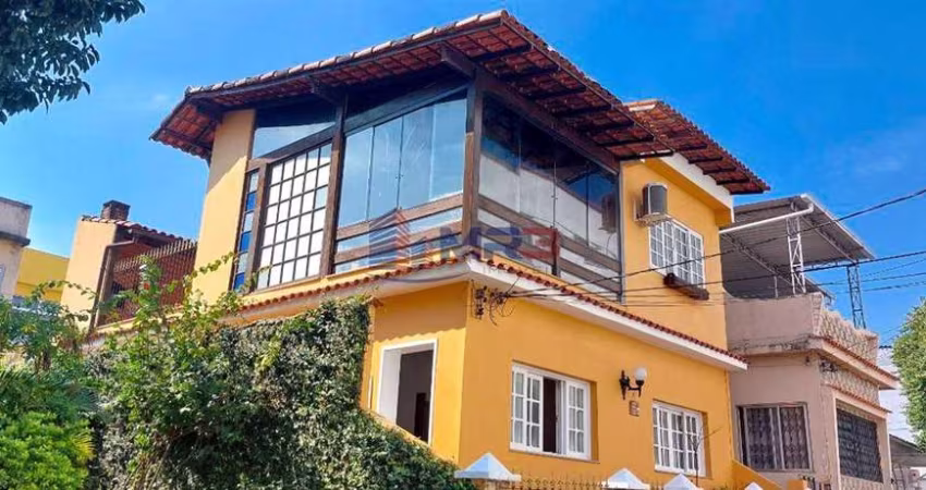 Casa em condomínio fechado com 3 quartos para alugar na Rua Paturi, 283, Tanque, Rio de Janeiro