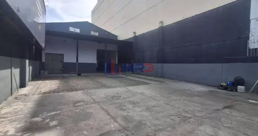 Ponto comercial com 3 salas para alugar na Avenida Nelson Cardoso, 608, Tanque, Rio de Janeiro
